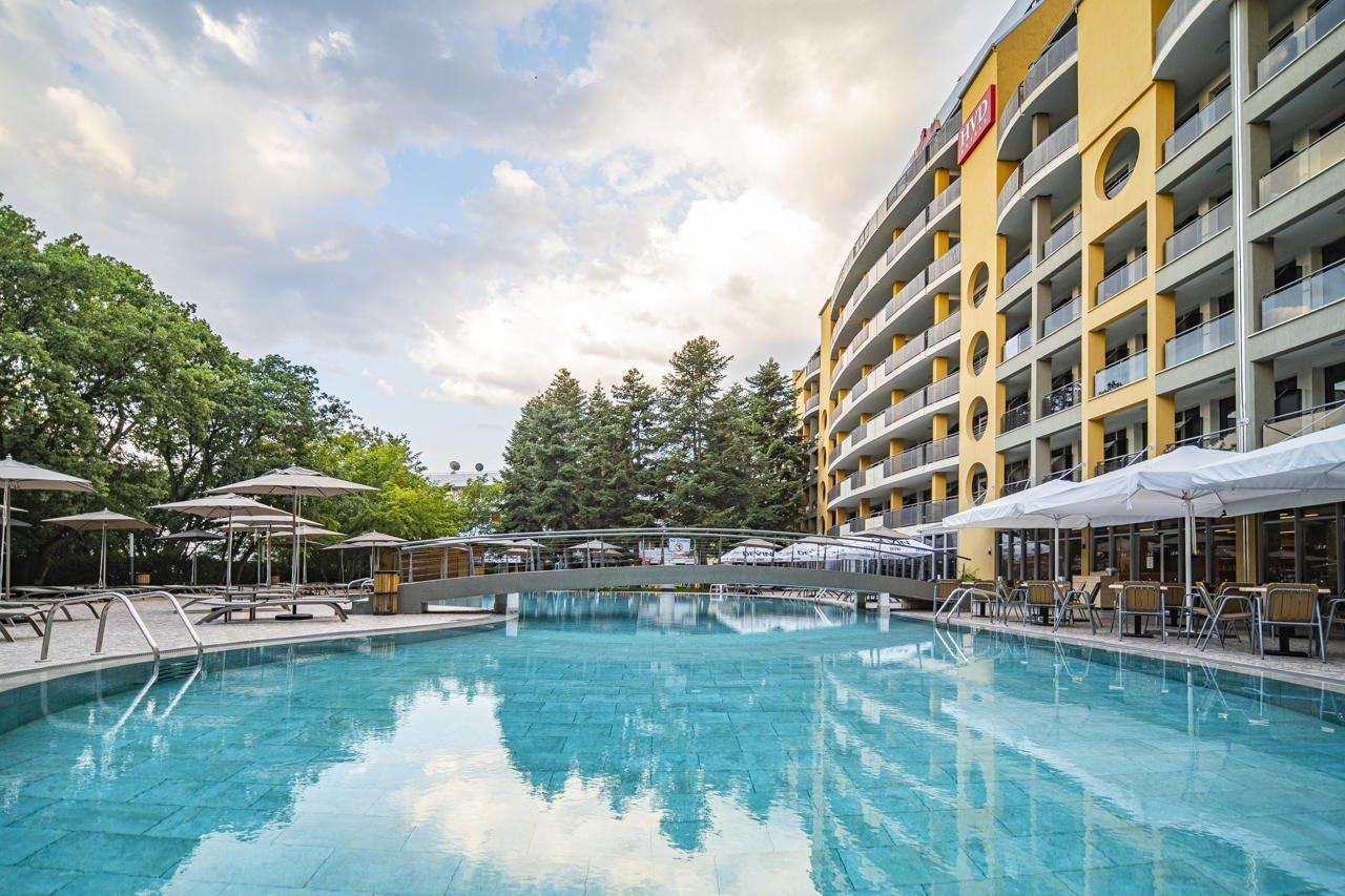 Hvd Viva Club Ultra All Inclusive - Private Beach & Free Parking Zlatni pjasătsi Eksteriør bilde