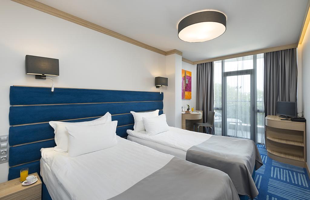 Hvd Viva Club Ultra All Inclusive - Private Beach & Free Parking Zlatni pjasătsi Eksteriør bilde
